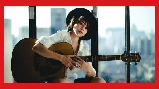 CONHEÇA: ANA MULLER