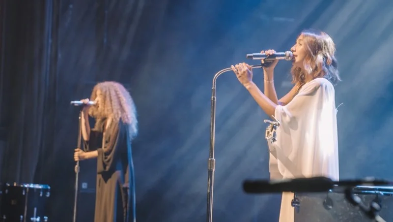 Duo Anavitória faz shows em Portugal!