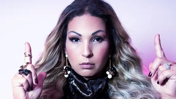 VALESCA LANÇA VERSÃO LIGHT DO VIDEOCLIPE "MEU EX"!