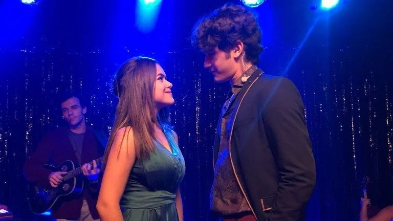 Maisa é uma princesa moderna em Cinderela Pop