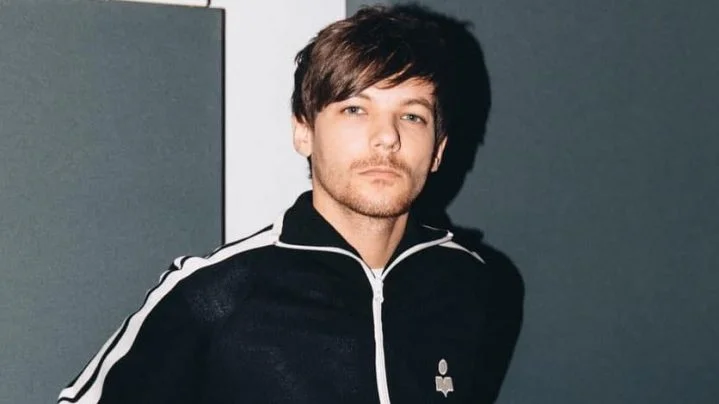 Louis Tomlinson fala da morte da mãe em nova música