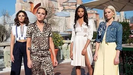 Noah Centineo aparece nas primeiras imagens de 'As Panteras'