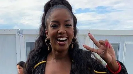 Iza arrasa no Lollapalooza e anuncia novo single