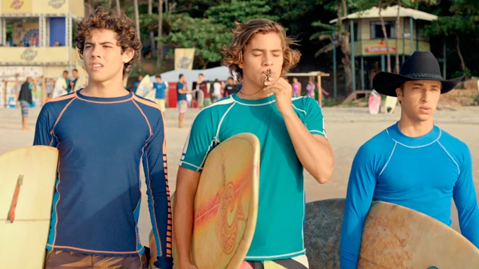 "O surf é para todos", garante o elenco de 'Juacas'