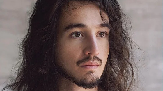 Entenda as mensagens no álbum de Tiago Iorc