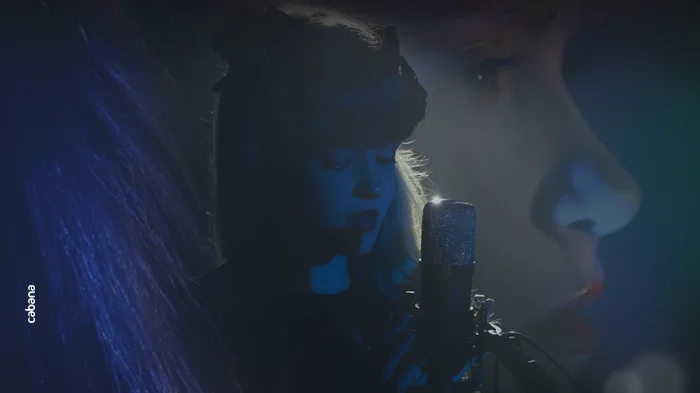 Ex-The Voice Kids Tita Stoll lança versão de "Hallelujah"