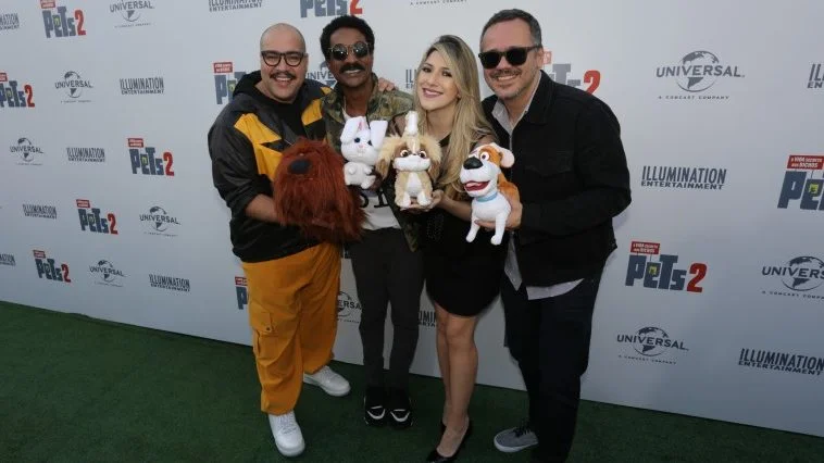 Pré-estreia de 'Pets 2' reúne mais de 120 animais de estimação!