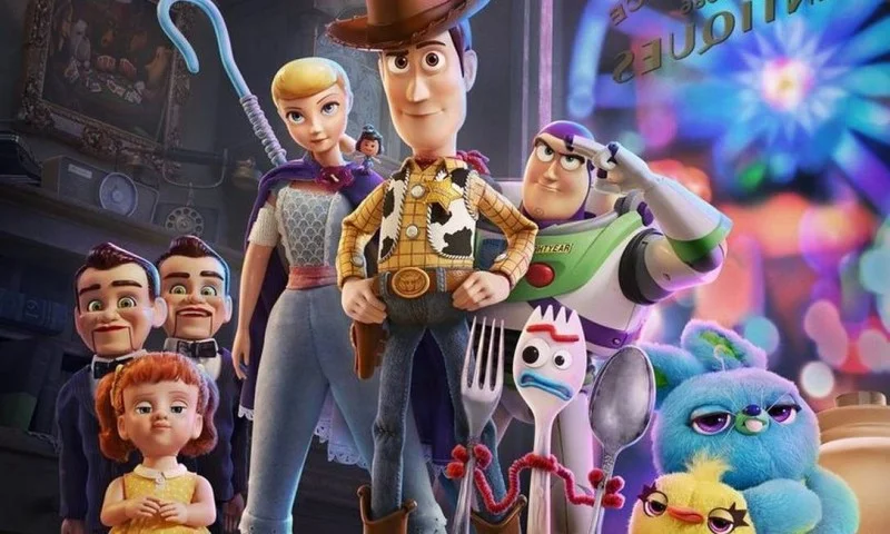 Havaianas agora tem chinelos inspirados em 'Toy Story 4'!