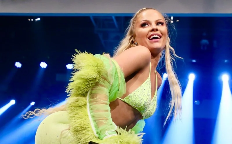 5 músicas para dançar muito em casa!