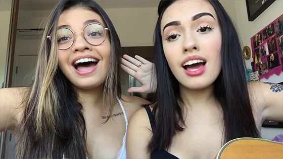 Pabllo Vittar, Ferrugem… Veja os melhores covers da Carol & Vitoria!