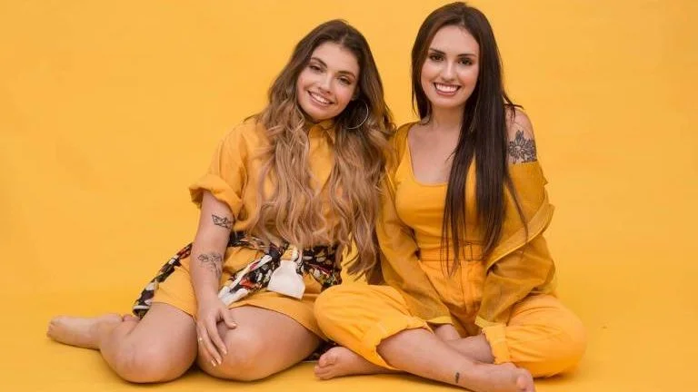 Carol & Vitória prometem show cheio de músicas autorais no FESTIVAL TEEN
