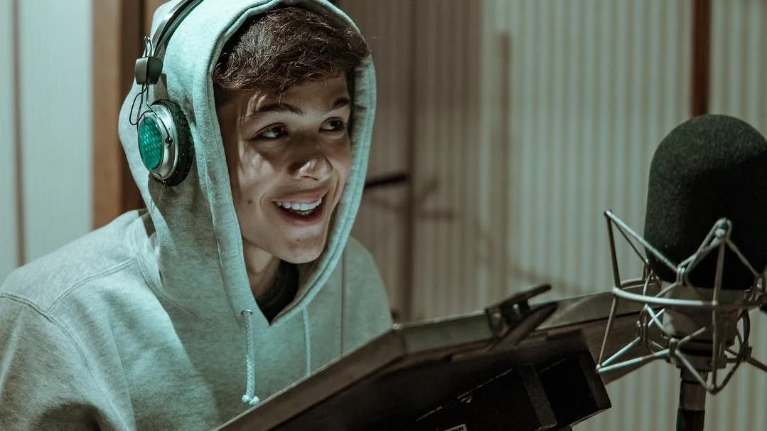 Música nova do João Guilherme será romântica e descoladinha