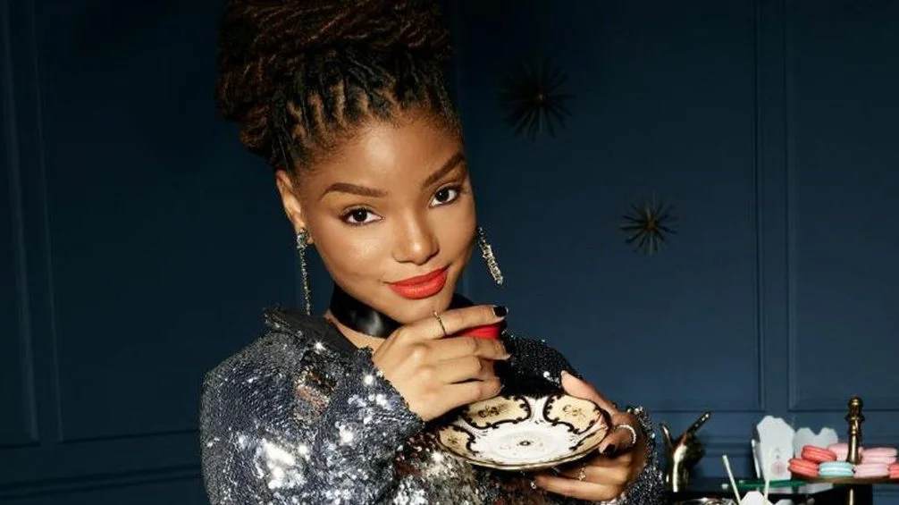 Halle Bailey comenta as críticas negativa sobre ser a nova Ariel