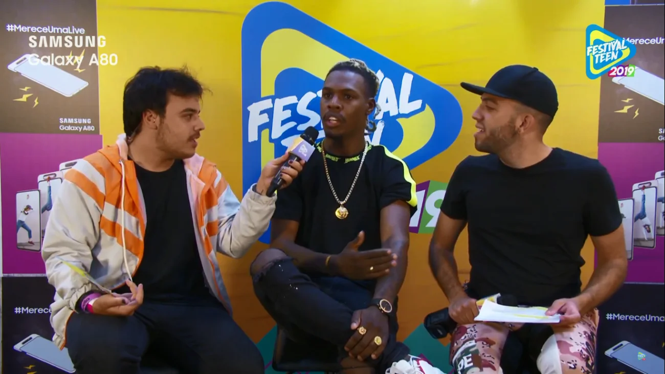 “A criançada tava como? Parecendo que tomou energético com água!”, conta Mc Kekel no FT