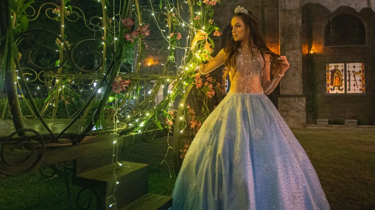 Os 15 anos da Bela Fernandes foi um verdadeiro conto de fadas!