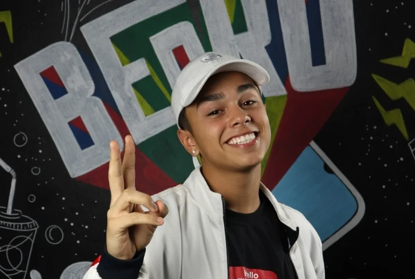 OMG! Pedro Barbosa revela que está produzindo seu próximo hit