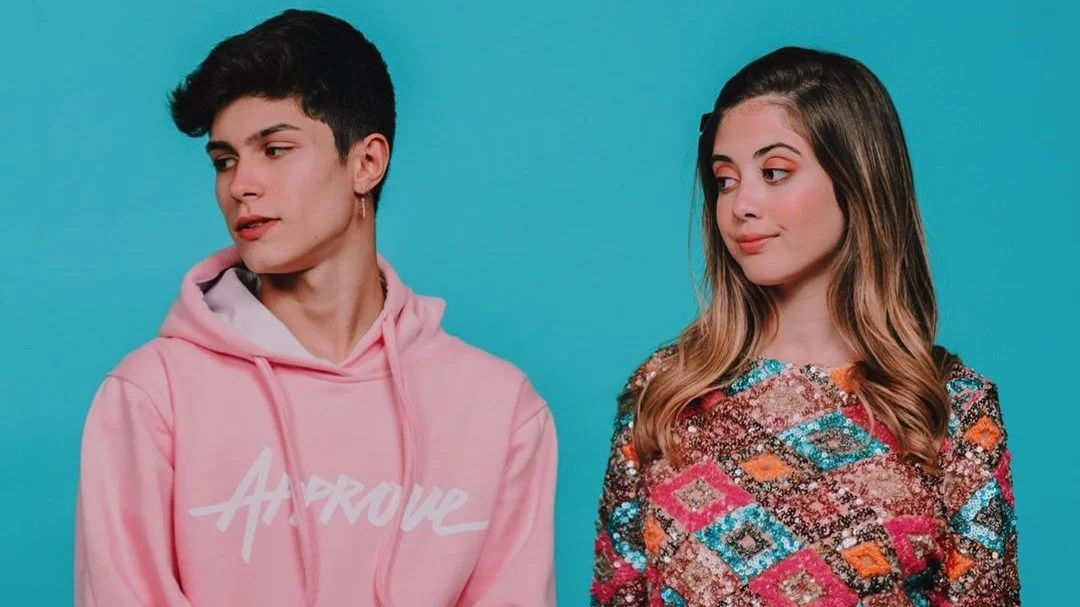 Ananda se apaixona pela primeira vez no seu novo clipe ‘Só Vem’