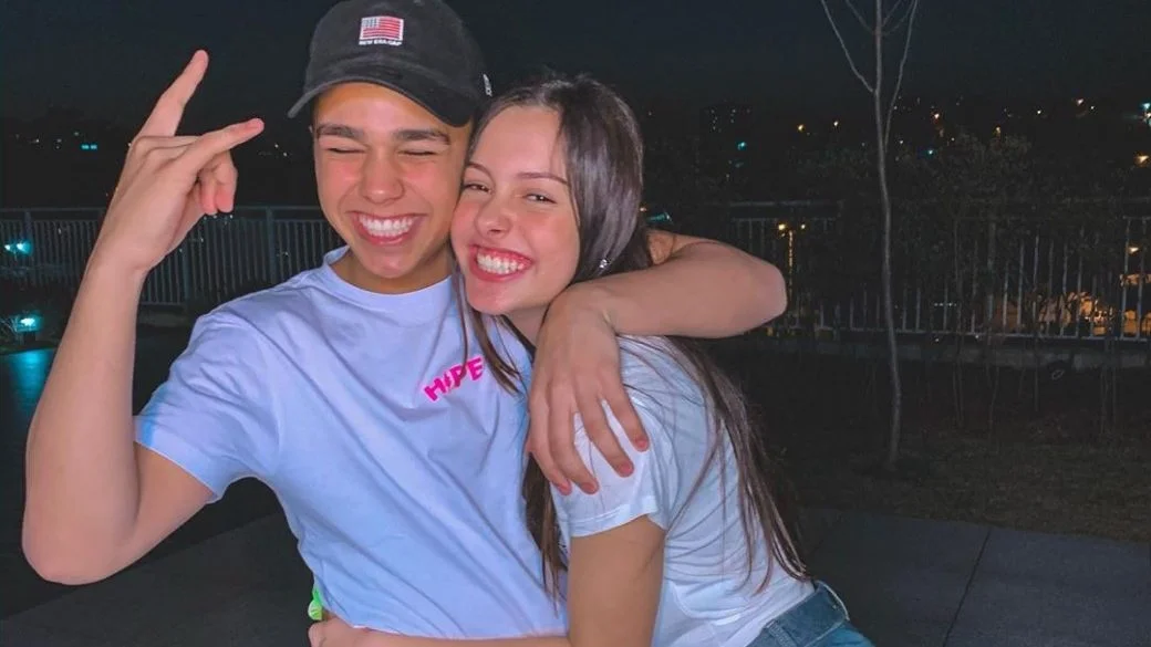 Juju Franco e Pedro Barbosa vencem o Prêmio Jovem Brasileiro!