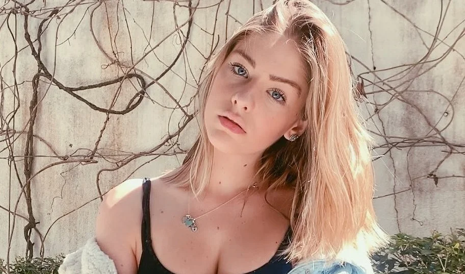 “Vocês vão conhecer um outro lado meu”, conta Valentina Schulz sobre sua peça