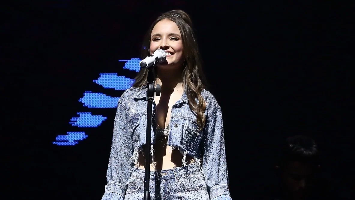 Larissa Manoela conta se já cometeu alguma travessura no Halloween