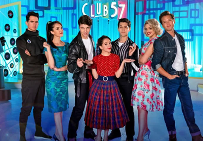 ‘Club 57’: conheça a nova série musical que se passa nos anos 50!