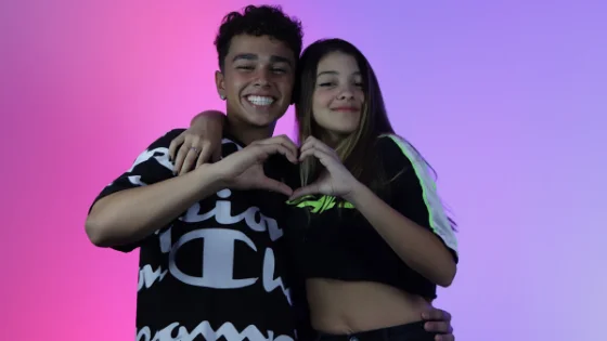 Pedro Barbosa e Ana Ju revelam todos os detalhes de seu relacionamento!