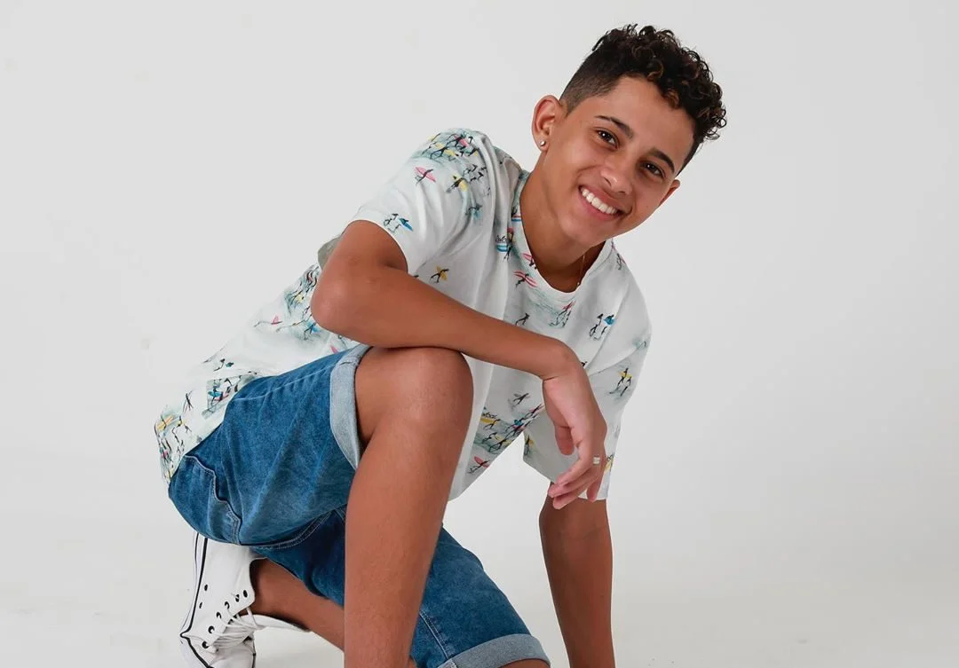 Felipinho faz os quatro técnicos virarem em sua estreia no The Voice Kids