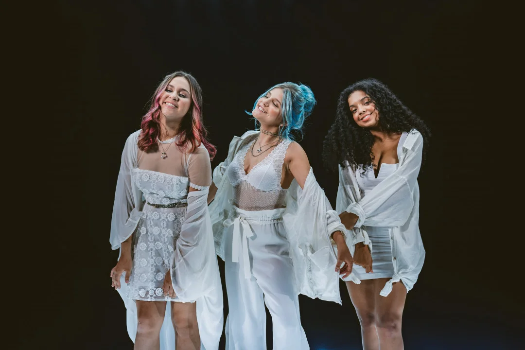 “Terá beijo, casal, autoaceitação e empoderamento”, diz BFF Girls sobre websérie