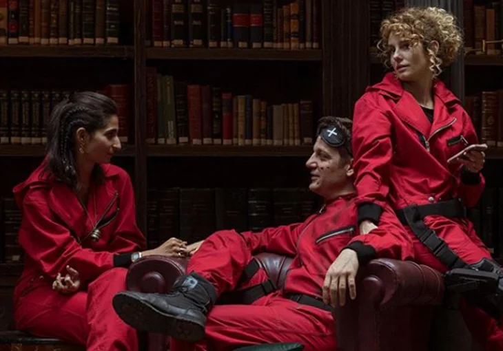 Trailer de &#039;La Casa de Papel: Parte 4&#039; mostra Nairóbi ferida e caos dentro do Banco da Espanha