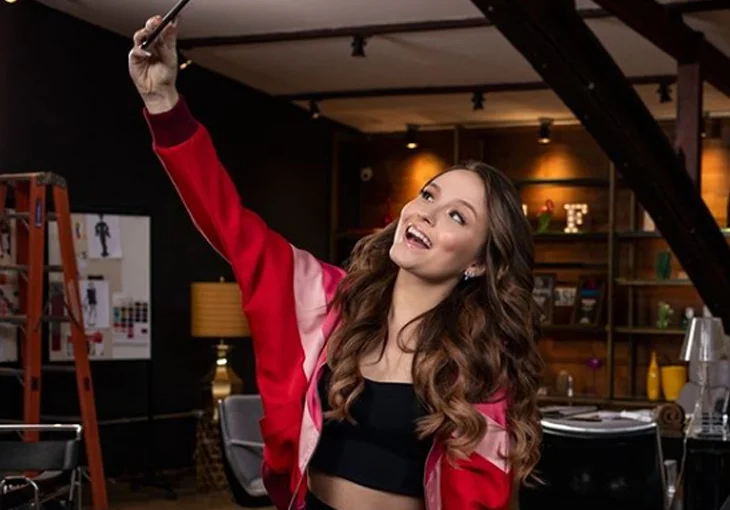 Vem ver como assistir Netflix com os amigos sem sair de casa!