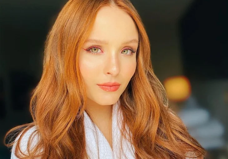 Larissa Manoela fala sobre saída do SBT e contrato com a Netflix