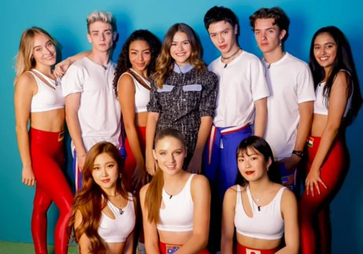 No Programa da Maísa, Now United fala sobre convivência e se arrisca no português!