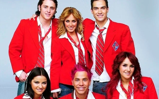Organizado por fãs, Hopi Hari terá show do RBD sem o RBD
