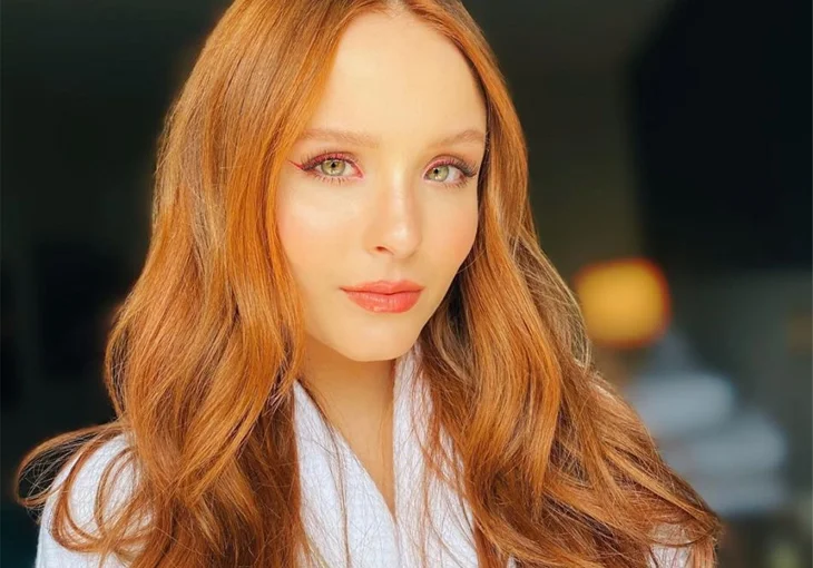 Larissa Manoela arrasa dançando música do Now United!