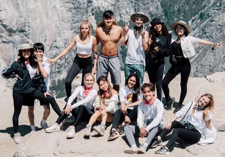 Now United posta teaser de ‘Wake Up’, o novo single do grupo!