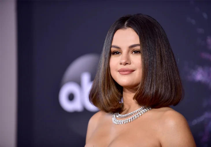 Selena Gomez posta trecho de música nova!