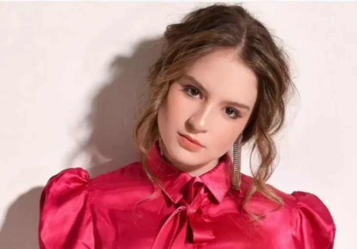 Sophia Valverde chega em 10 milhões de seguidores e agradece os fãs!