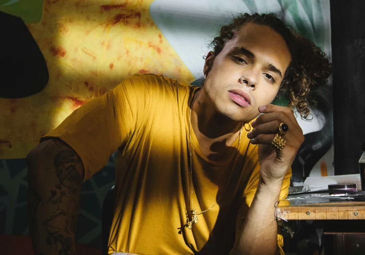 Com clipe gravado em casa, Vitão lança ‘Mais Que Bom’