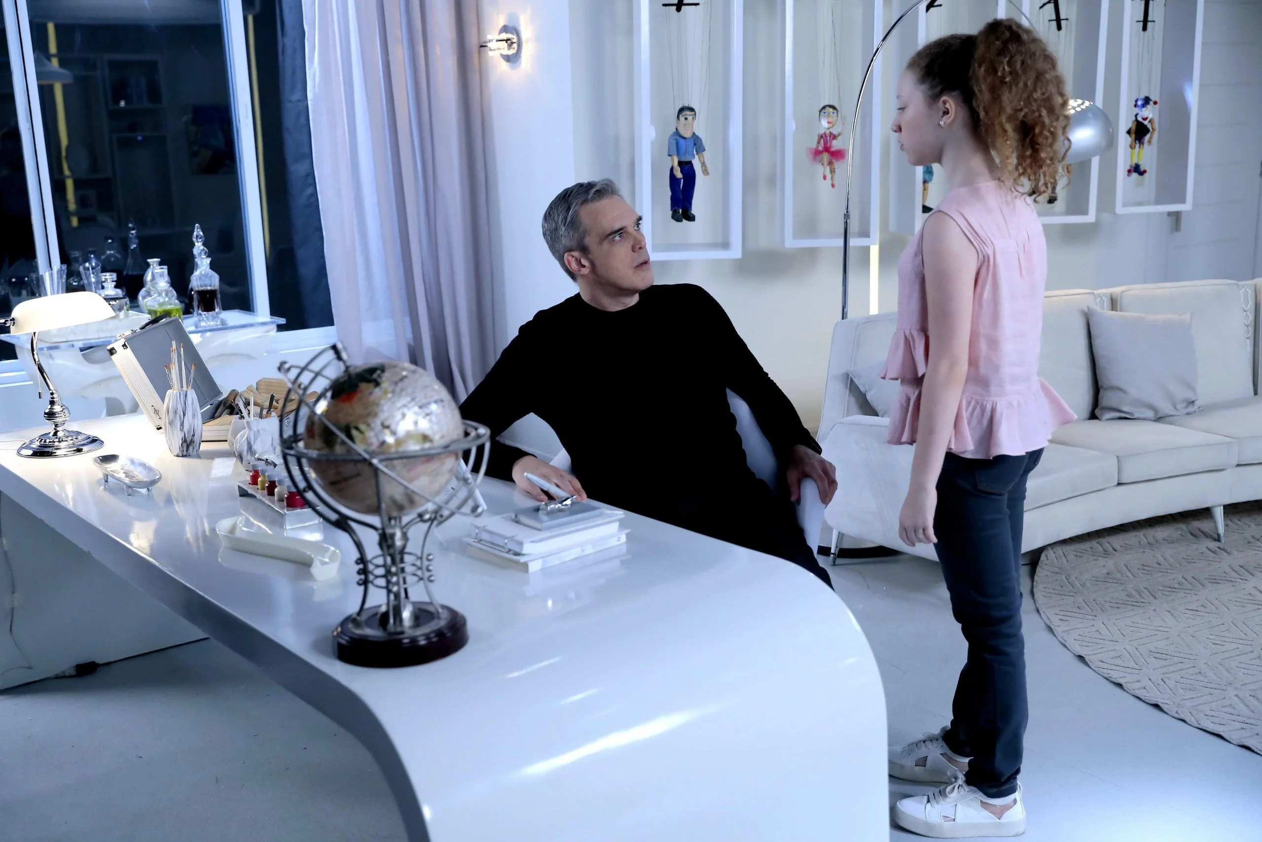 Ester confronta Pendleton em ‘Poliana’ desta quarta (20)