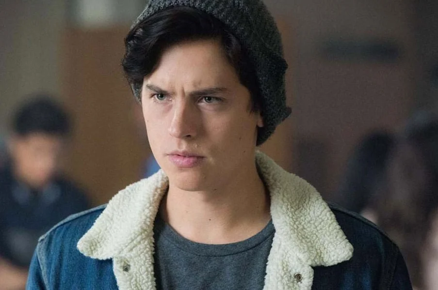 Será que Cole Sprouse deixará ‘Riverdale’? O ator respondeu nossa dúvida
