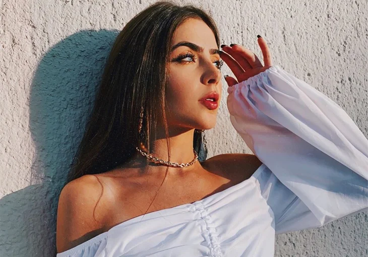 Jade Picon para a internet por boatos de gravidez, mas tudo não passou de um mal entendido
