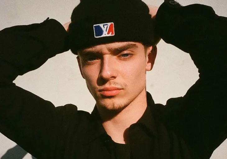 Josh ensinou a coreografia de ‘Dana’, nova música do Now United!