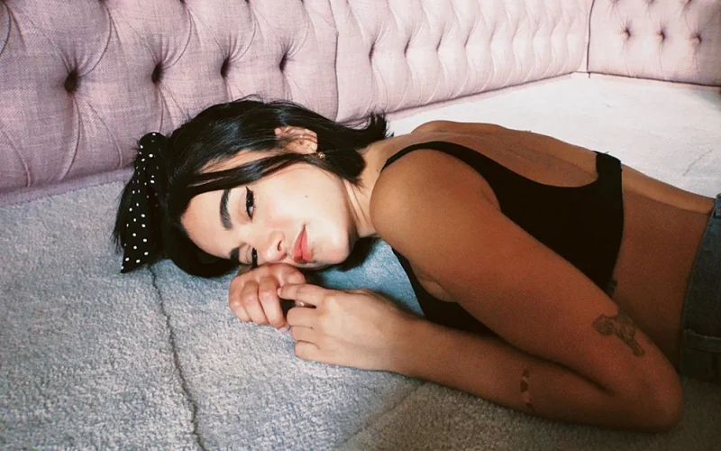 Prontxs para o retorno? Manu Gavassi solta a data de sua primeira live