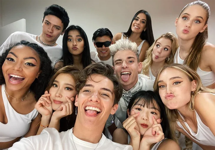‘Dana Dana’: Now United surpreende com clipe diferentão gravado em casa!