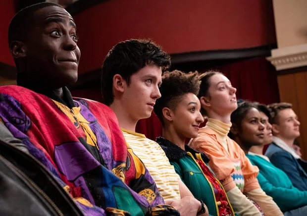 Com sede? Elenco de ‘Sex Education’ nos ensina a fazer o smoothie perfeito