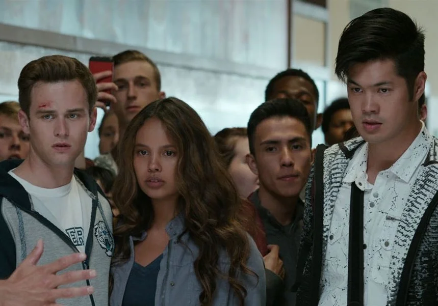 Elenco de ’13 Reasons Why’ deixa mensagem fofa para quem está num momento difícil