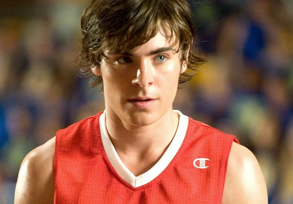 Zac Efron vai ganhar estrela na Calçada da Fama