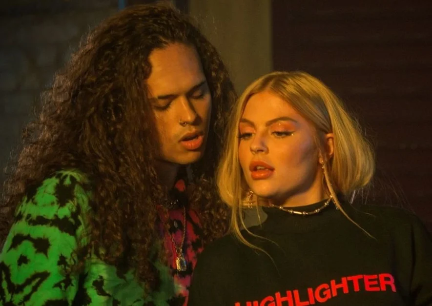 Luiza Sonza e Vitão estão juntos? Fãs criam teoria após foto vazada