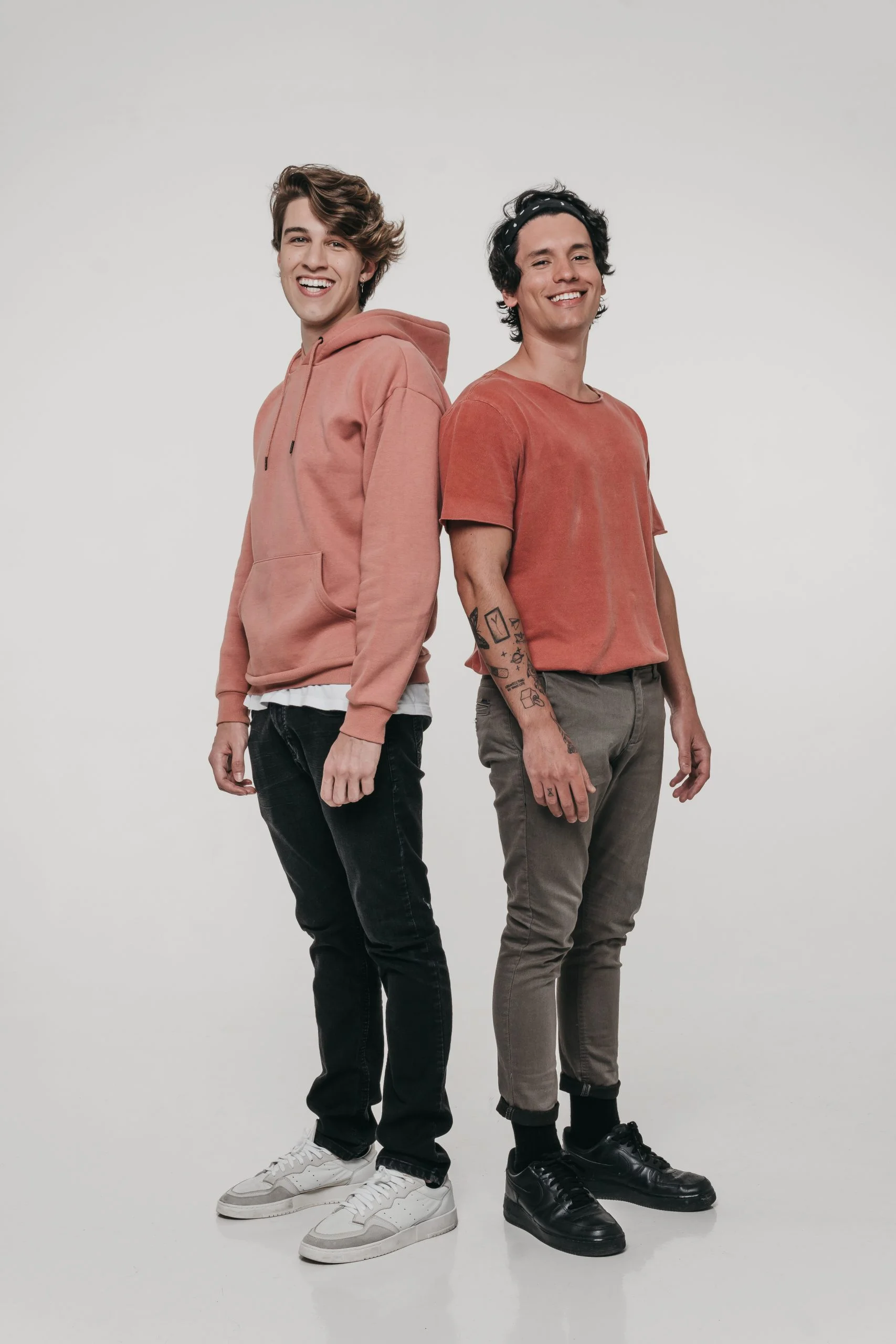 Com mensagem de esperança, Murilo Bispo e João Klein lançam ‘Nada É Pra Sempre’