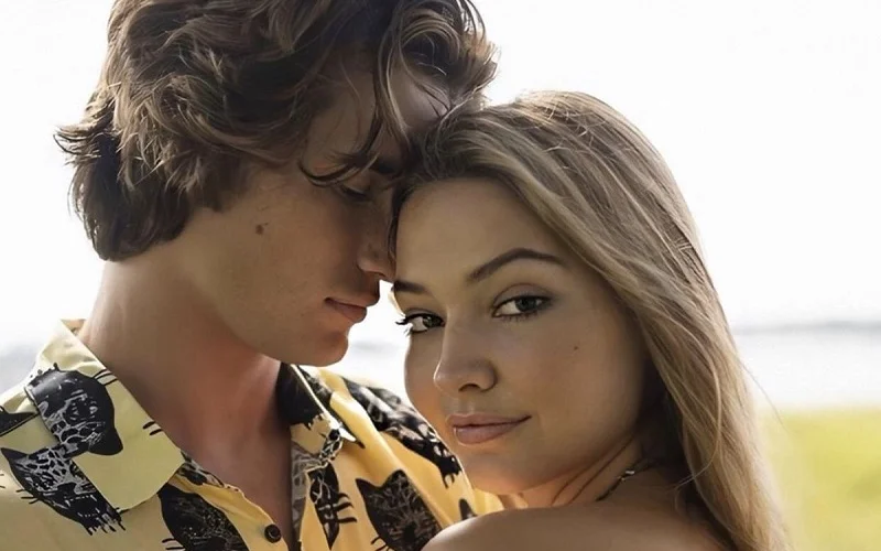 Chase Stokes e Madelyn Cline contam como está sendo passar a quarentena juntos